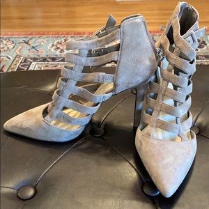 Jessica Simpson high heels